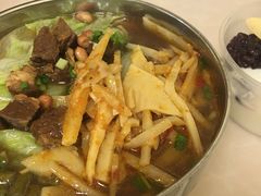 -卓雅桂林米粉