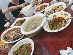 -将就吃农家特色土菜馆