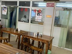 大堂-老七家湾第一锅贴店(岗虹苑小区店)