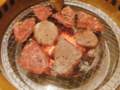-山川小町·极番烧肉(新地假日广场店)