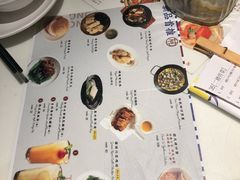 -新大咀港式茶餐厅(宝山万达店)