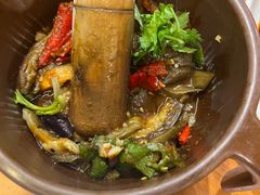 -老滇山寨•云南特色菜•地方菜•民族风情歌舞表演(金碧店)