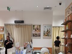 -海马体照相馆(万菱汇店)