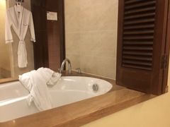 -三亚亚龙湾雅高铂尔曼别墅度假酒店