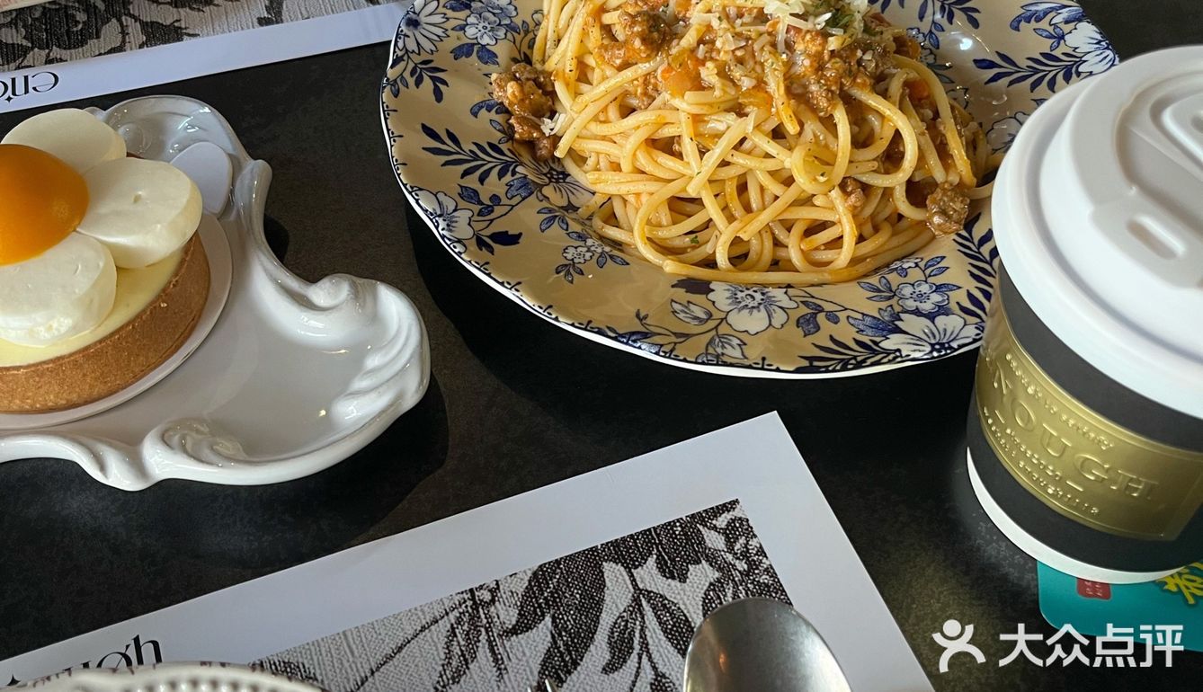 美食美景都有的#ENOUGH｜餐具都超精致