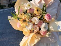 -花邻FloweringLife花艺气球派对(武康大楼店)