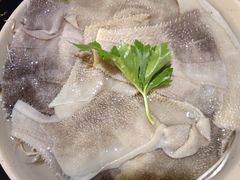 -茅草房·河畔园林火锅