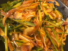 凉拌猪耳朵-长青菠菜面·烧烤