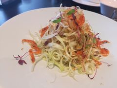 樱花虾拌香芹-RIVIERA 松鹤楼(外滩店)