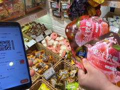 -来伊份LYFEN(中央路店)