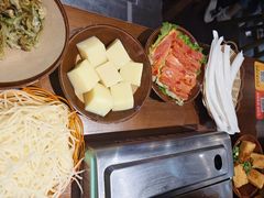 -黔有有贵州酸汤夺夺粉火锅(五味十字店)