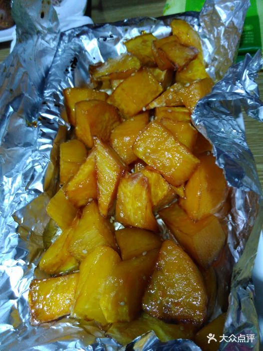 那些年一起吃串的地方(合肥路店)锡纸地瓜图片