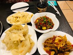 -湘肠香火锅店(团结湖店)