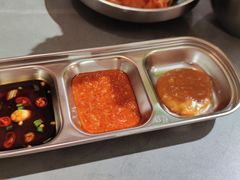 -围炉肉舍•炭烤活鳗•丹东海鲜烤肉(步行街店)