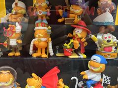 -泡泡玛特POPMART(蓝色港湾店)