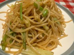 -老郑家东北春饼(龙悦居店)