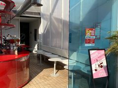 -UNI UNI(环亚凯瑟琳店)