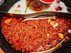 -周小明火锅(黑金冠社区店)