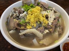 -潮镇老尾牛杂(环城西路店)