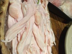 -老牌坊云南鱼豆花火锅(爱建店)