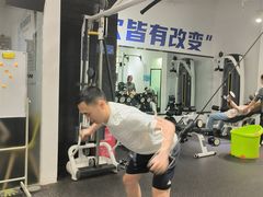 -汗水空间私教健身连锁(SM广场店)