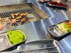 -马路牙子烧烤音乐酒馆(望京店)
