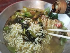 -周记蟹仔粉(侨港风情街店)