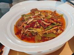 -渝信川菜 · 川味家常菜(财富购物中心店)