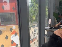 -必胜客(上海新南方商城PH店)
