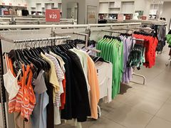 -H&M(集美万达店)