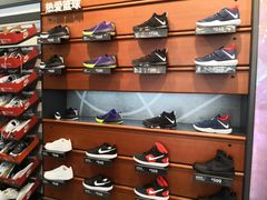 -NIKE北京马连道换季优惠店