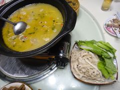 五菌炖土鸡配面条-栾味之香栾川本地菜(半山小巷店)