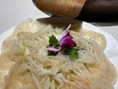-墨居上隐·院子里火锅(峨眉店)