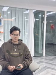 -米娜护肤造型