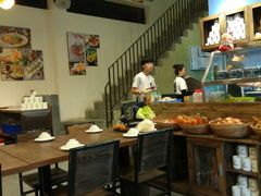 -Thai Market Restaurant( 04 Tran Quoc Toan)