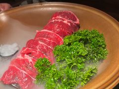 -三出山火锅(南京万象天地店)