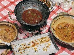 -罗霸蛮老岳阳大排档·鲜货烧烤·土吊子煨砂锅烧菜