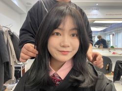 -镁连社·美联社