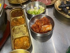 -胡悦里韩式烤肉(芝罘万达广场店)