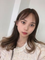 -妃格美发沙龙·烫发·染发