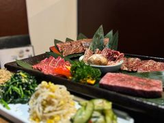 -炼火烤肉店