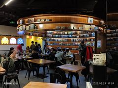 -废柴猫概念馆·桌游电玩卡牌(人广世茂店)