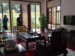 -龙山酒店温泉