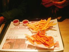 -The Habit Burger Grill 哈比特汉堡(复兴soho店)