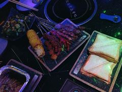 -最先生·烧烤·火锅·音乐聚会餐厅(大悦城店)