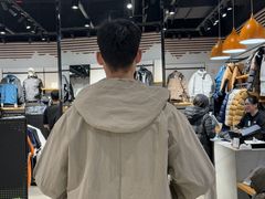 -百联奥特莱斯广场(南京店)