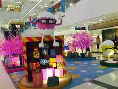 -新田360广场(上海华侨城店)