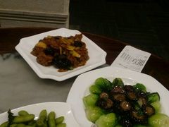 -功德林(南京西路店)