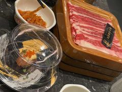 -牛YO寿喜烧·铁板烧和牛火锅自助(市府恒隆店)