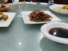 -渔鸽皇酒楼(鸿大广场店)